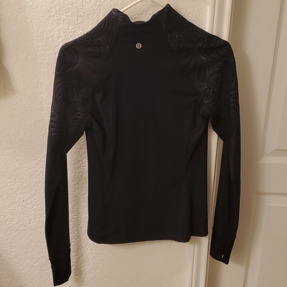 Lululemon Toasty Tech 1/2 Zip - Picture 3 of 4